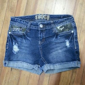 Truce jean shorts